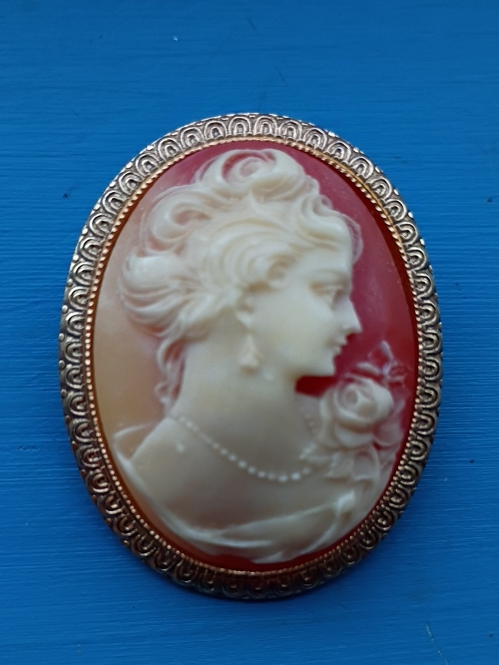 Classic Cameo Portrait Brooch in Cream and Coral